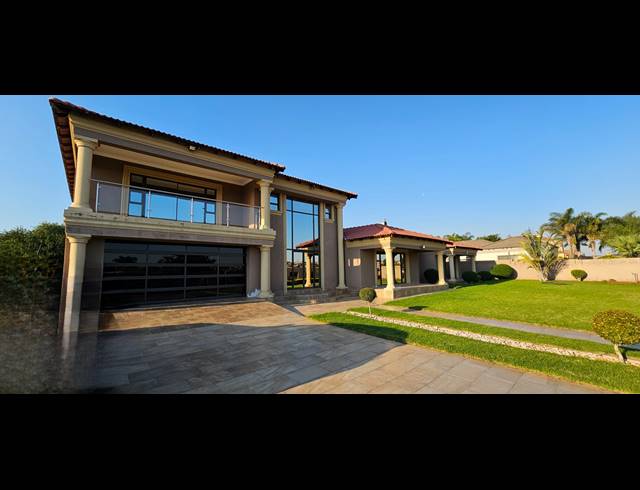 5 BEDROOM HOUSE FOR SALE IN SERALA VIEW